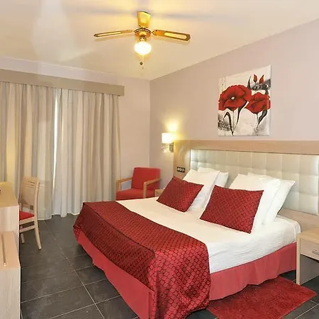 Hotel Salobrena Suites Hotel 3*